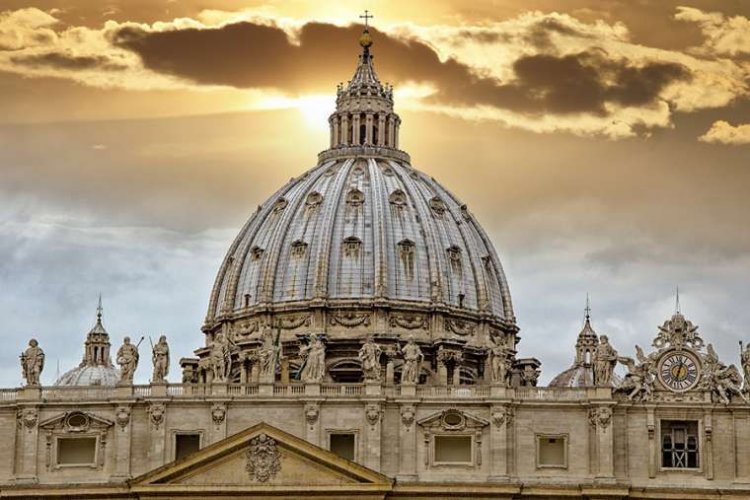Are Pope Francis’ changes to canon law true decentralization?