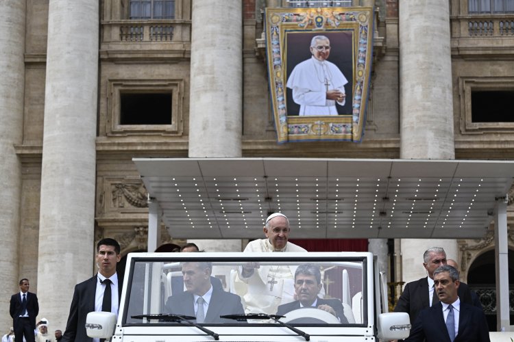 Pope Francis beatifies John Paul I, pope for 33 days